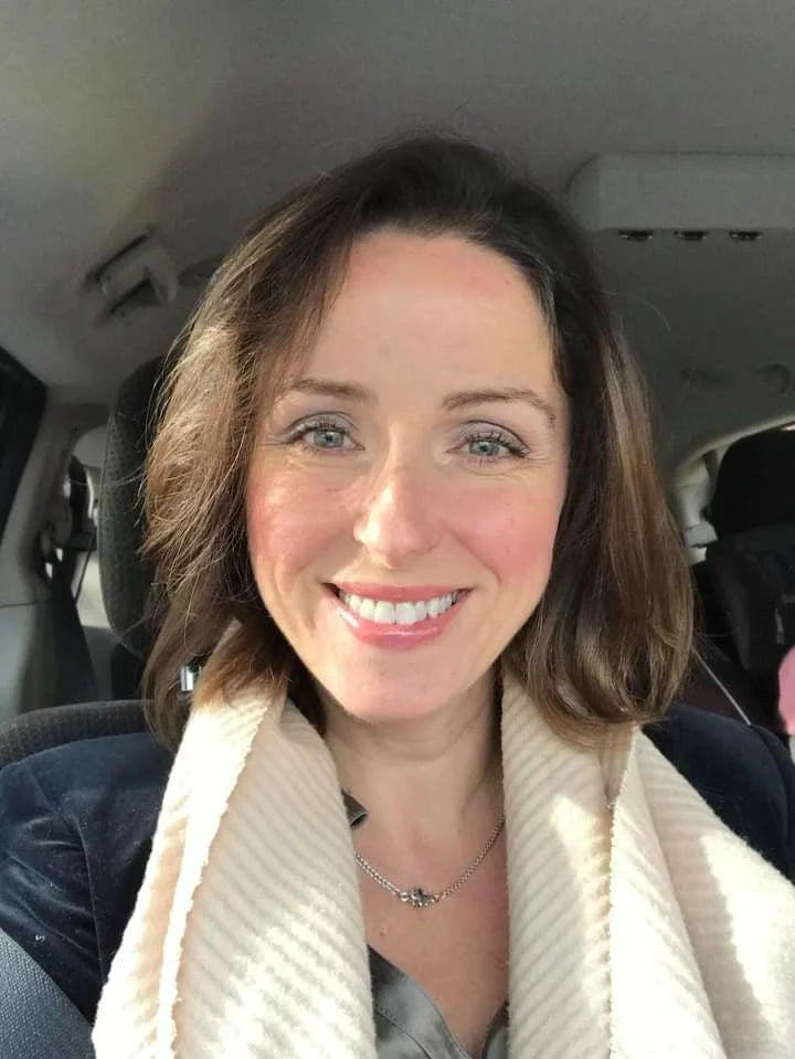 Ashley M, 41